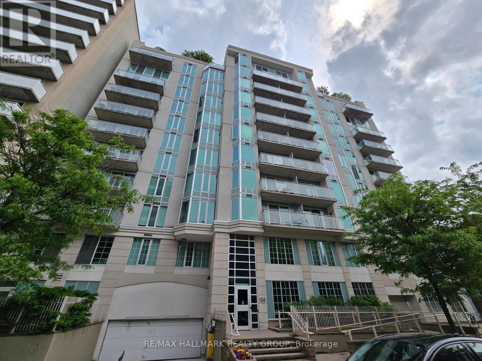 502 - 138 Somerset Street W