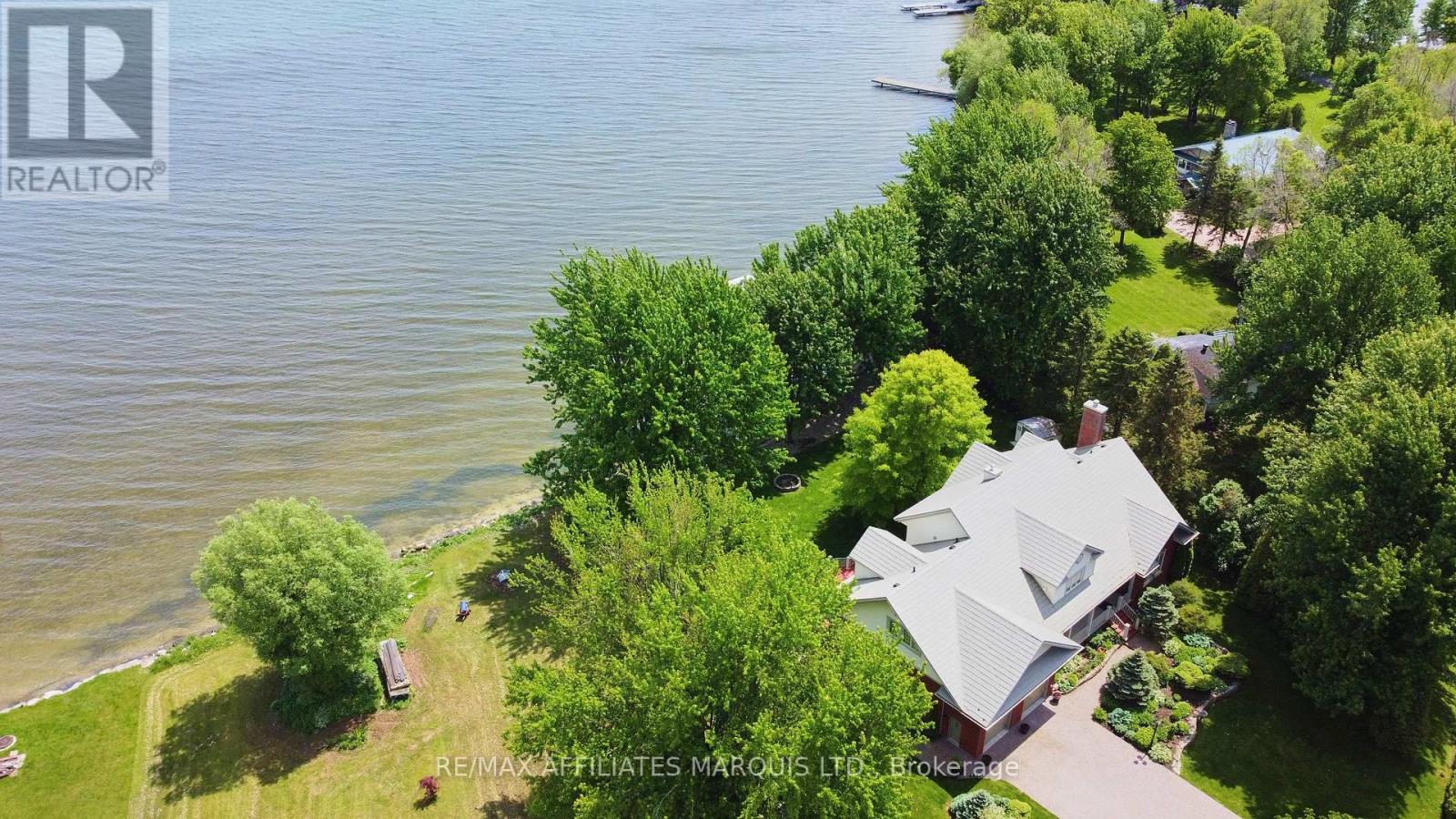 20562 Old Montreal Road