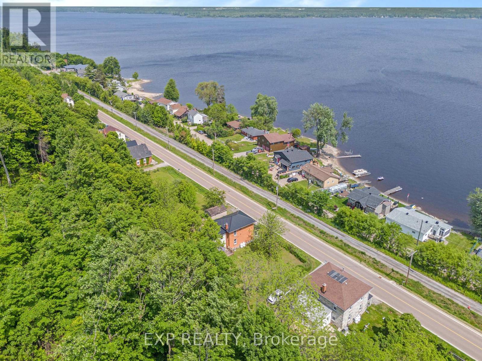 1589 River Road