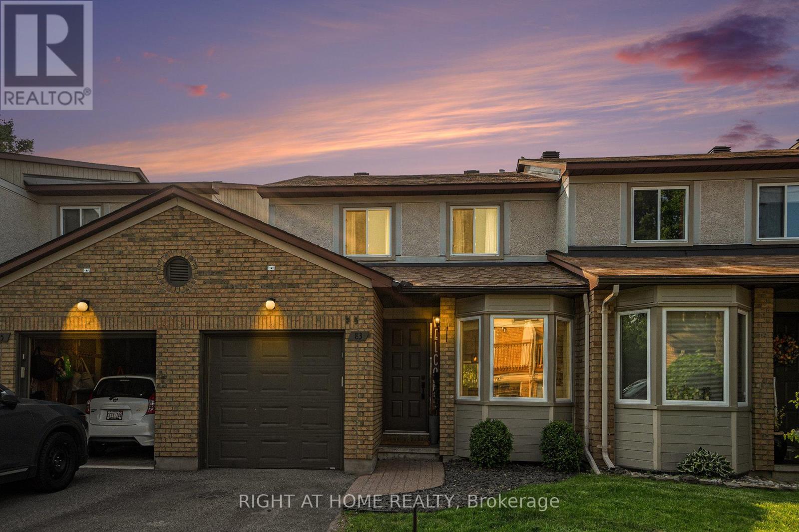 83 Versailles Private