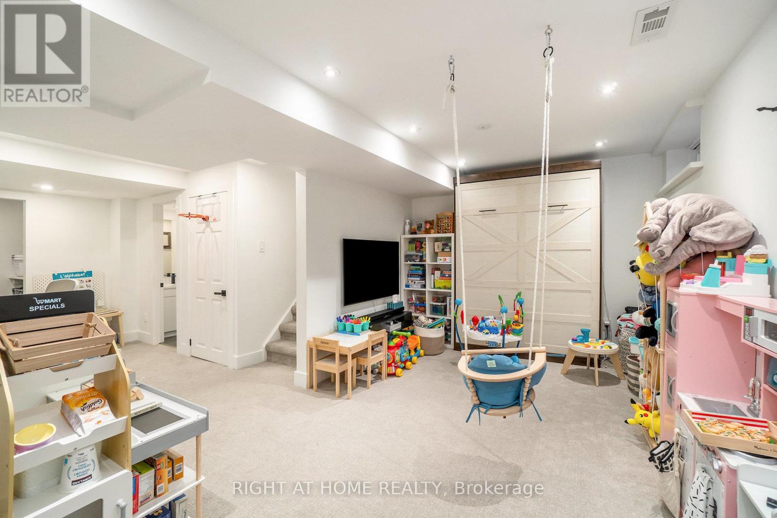 83 Versailles Private