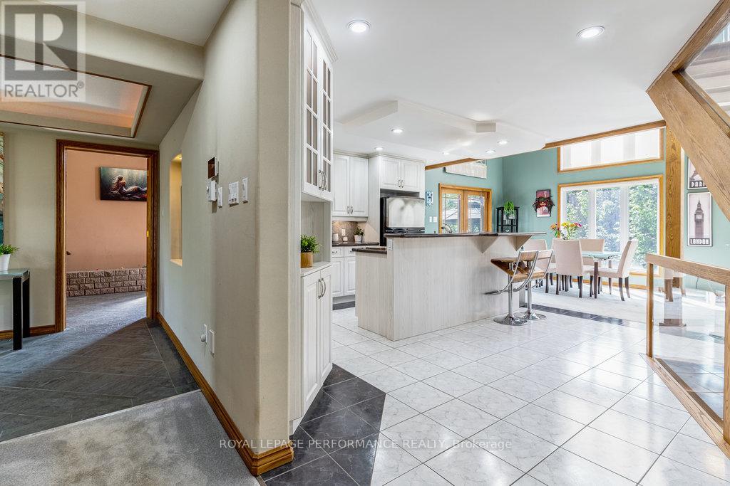 1657 Whiteside Way