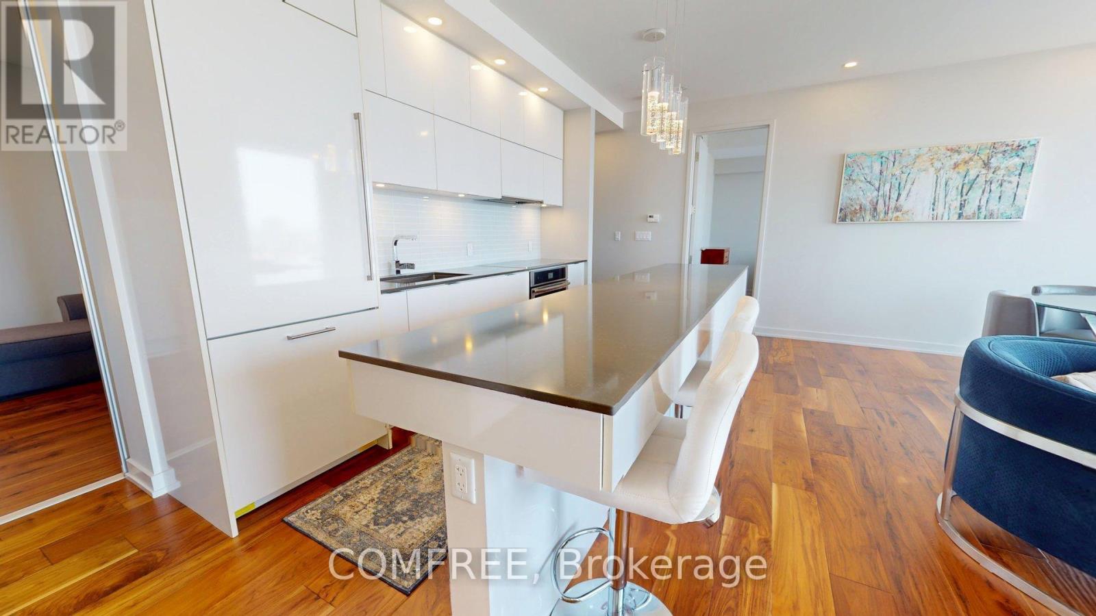 1603 - 101 Queen Street