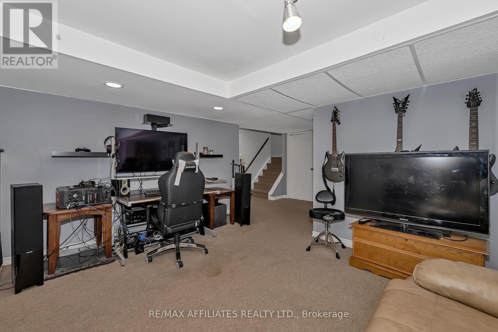 1138 Ste Agathe Park