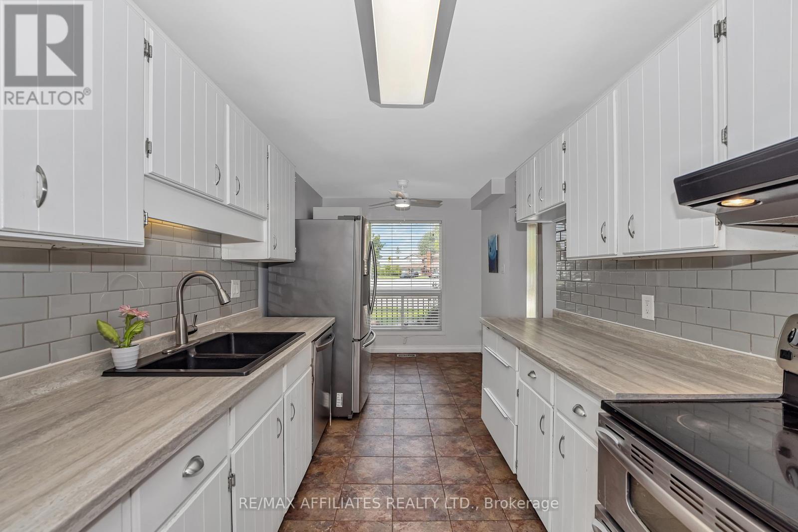1138 Ste Agathe Park