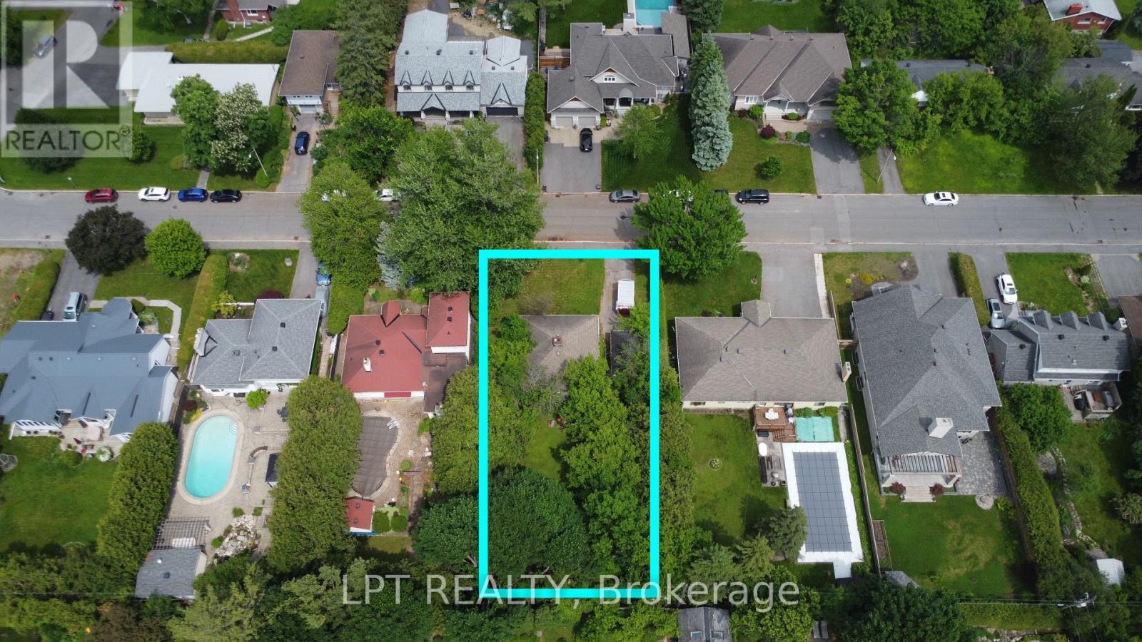 868 Mountainview Avenue