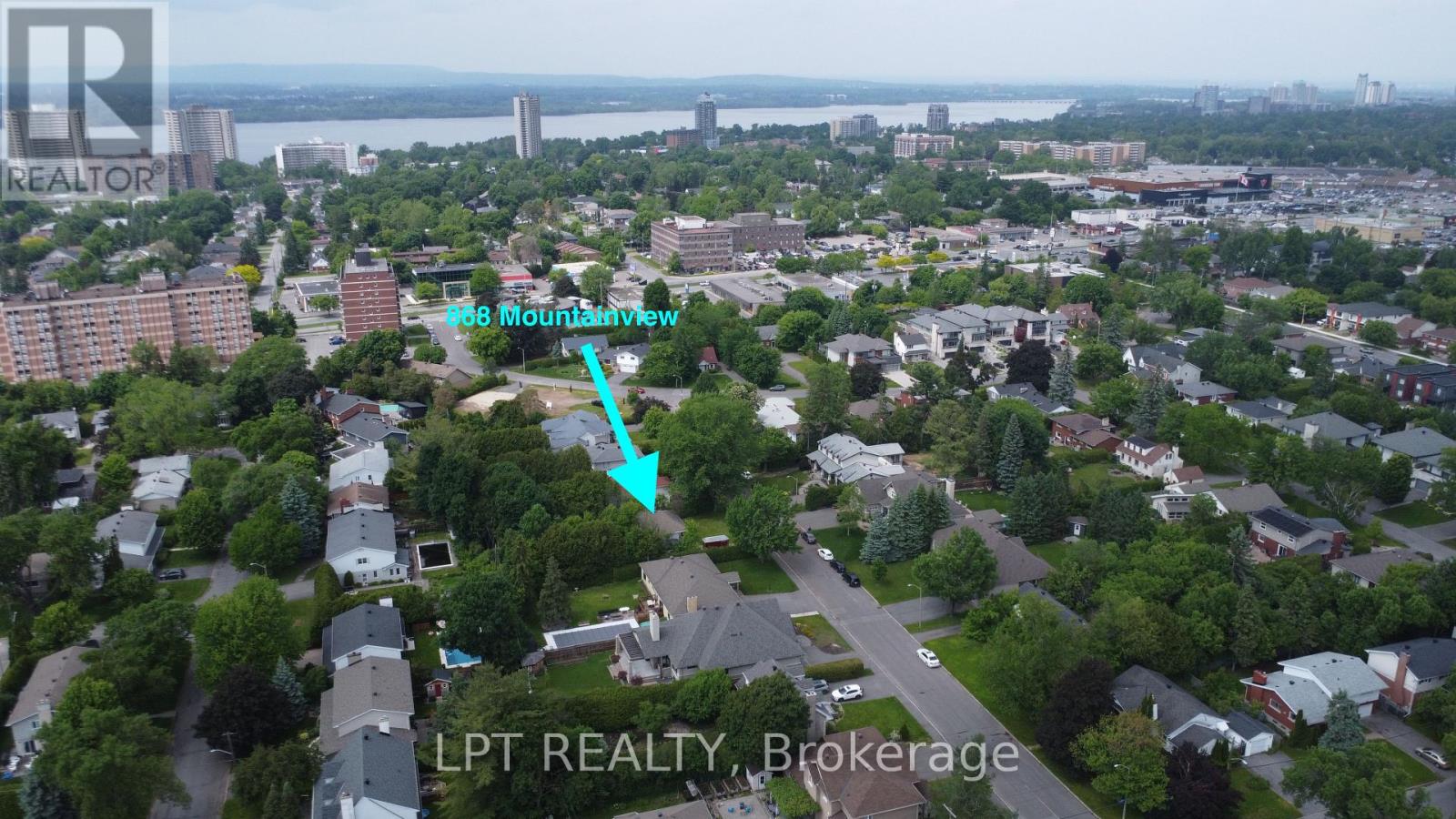868 Mountainview Avenue