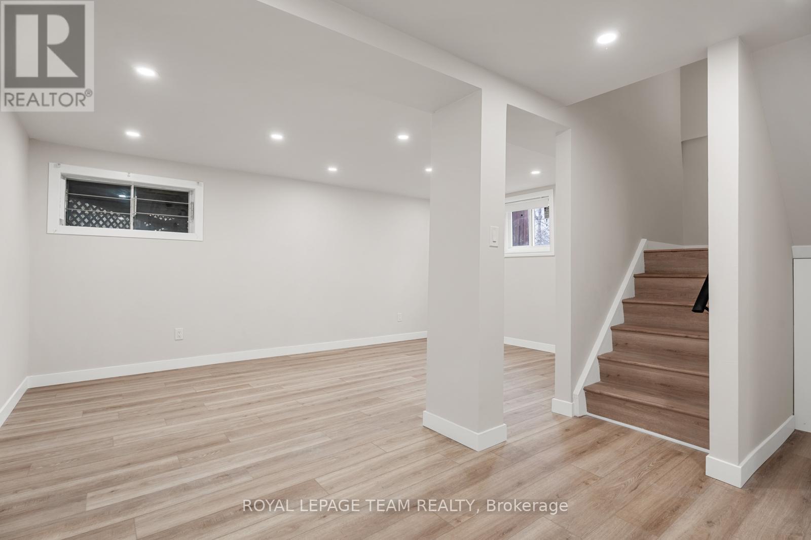 54 Greenboro Crescent