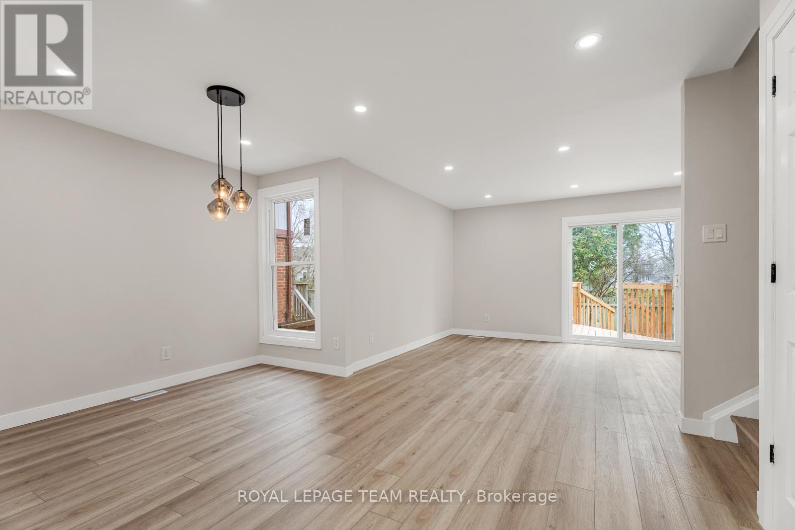 54 Greenboro Crescent