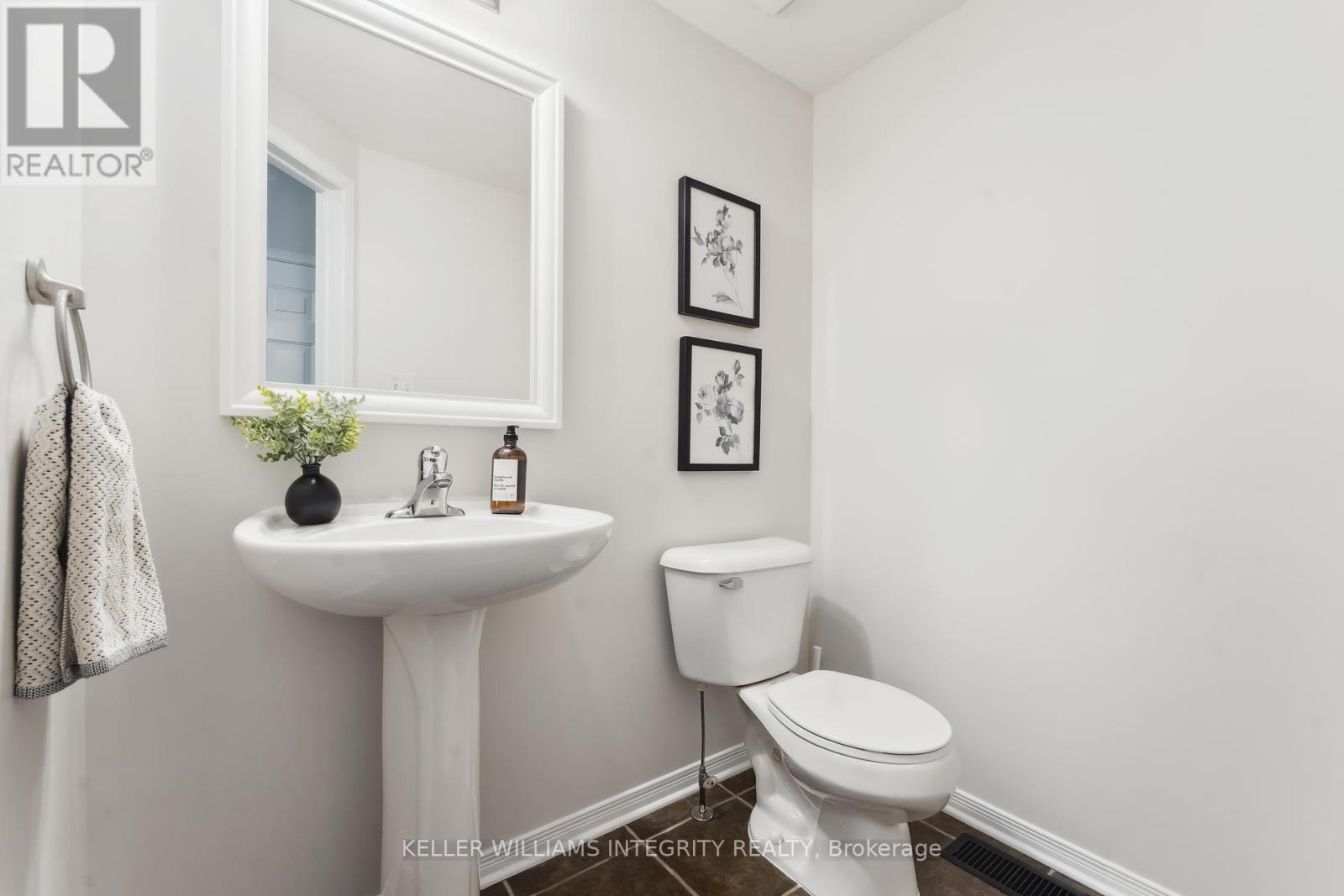 141 Lockhaven Private