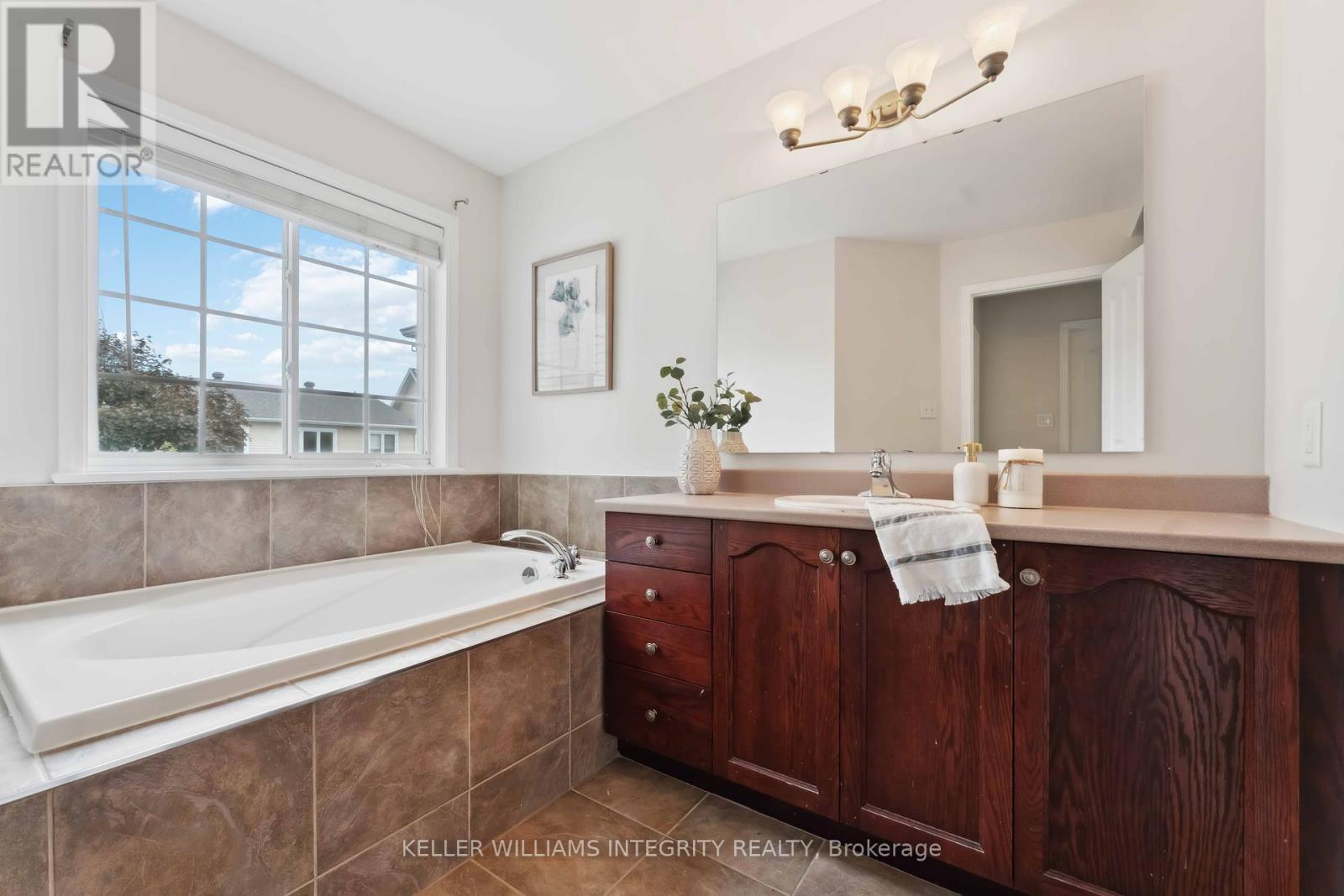 141 Lockhaven Private
