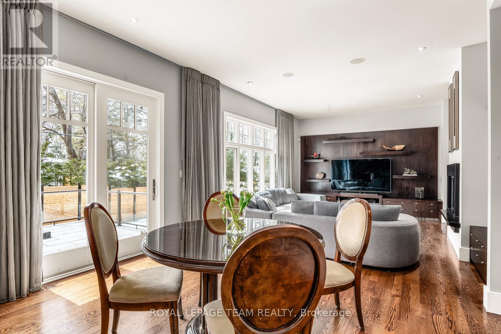 250 Sandridge Road