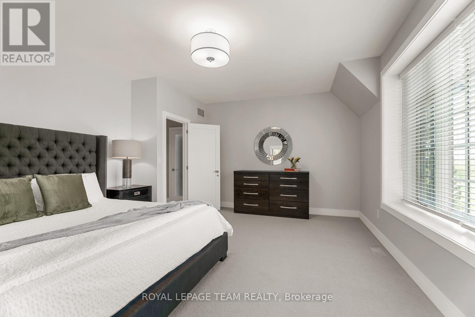 250 Sandridge Road