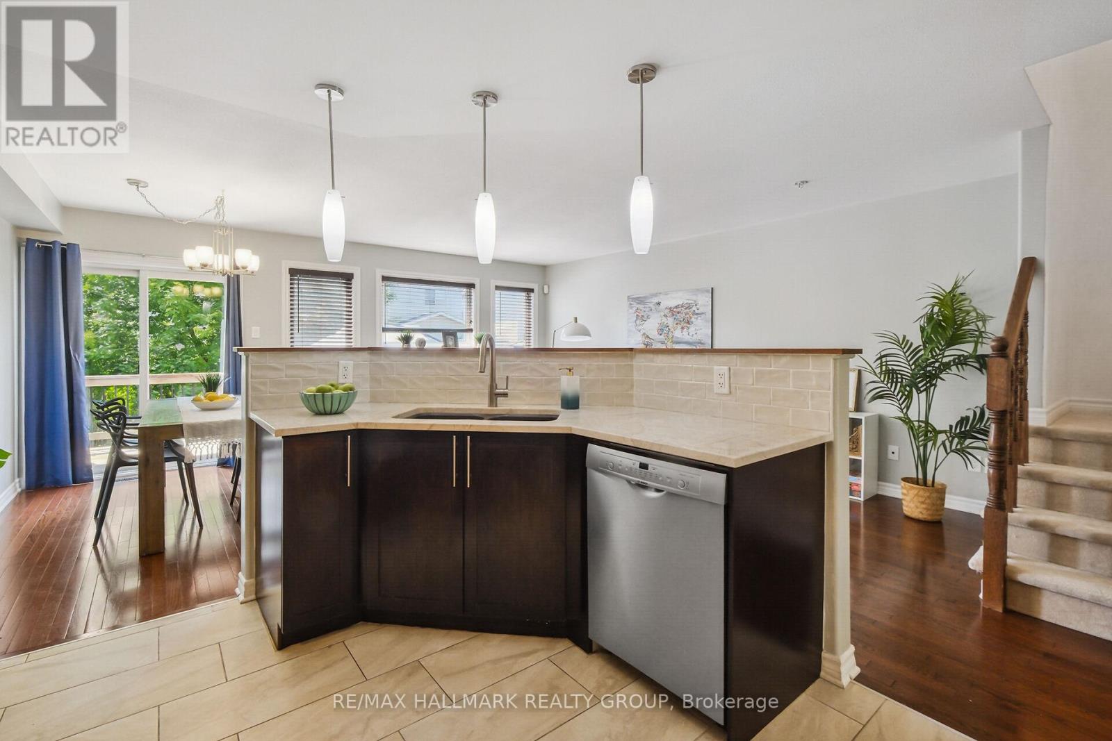 618 Spikemoss Place
