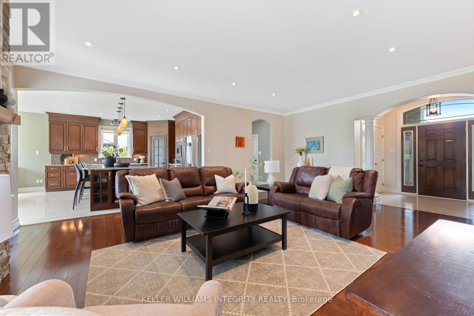 6373 Blossom Trail Drive