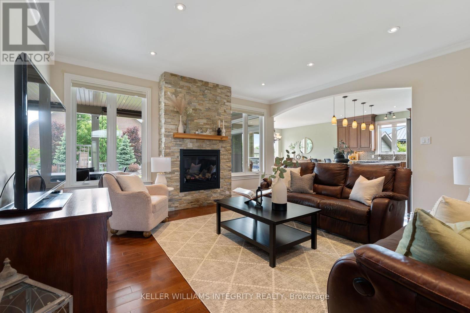 6373 Blossom Trail Drive