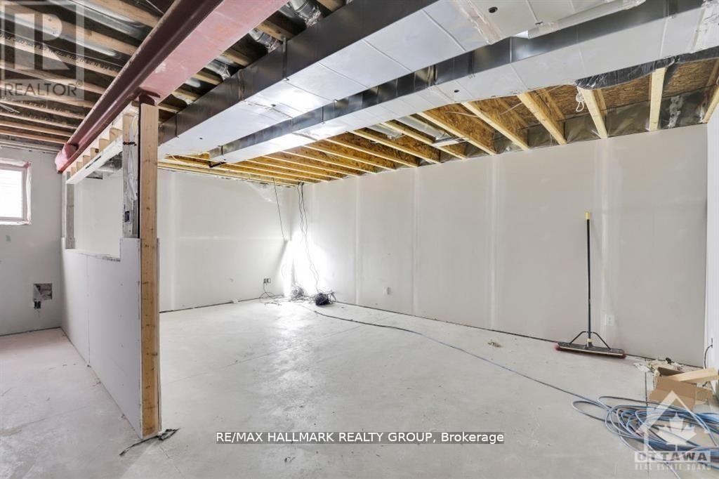 4527 Kelly Farm Drive