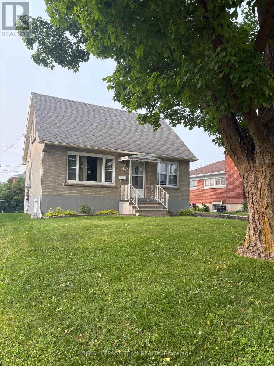 1123 Secord Avenue
