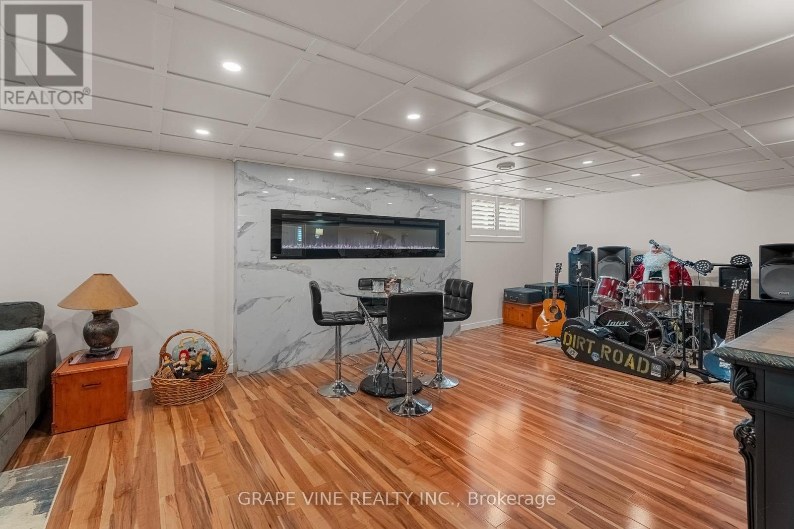 421 Keith Crescent