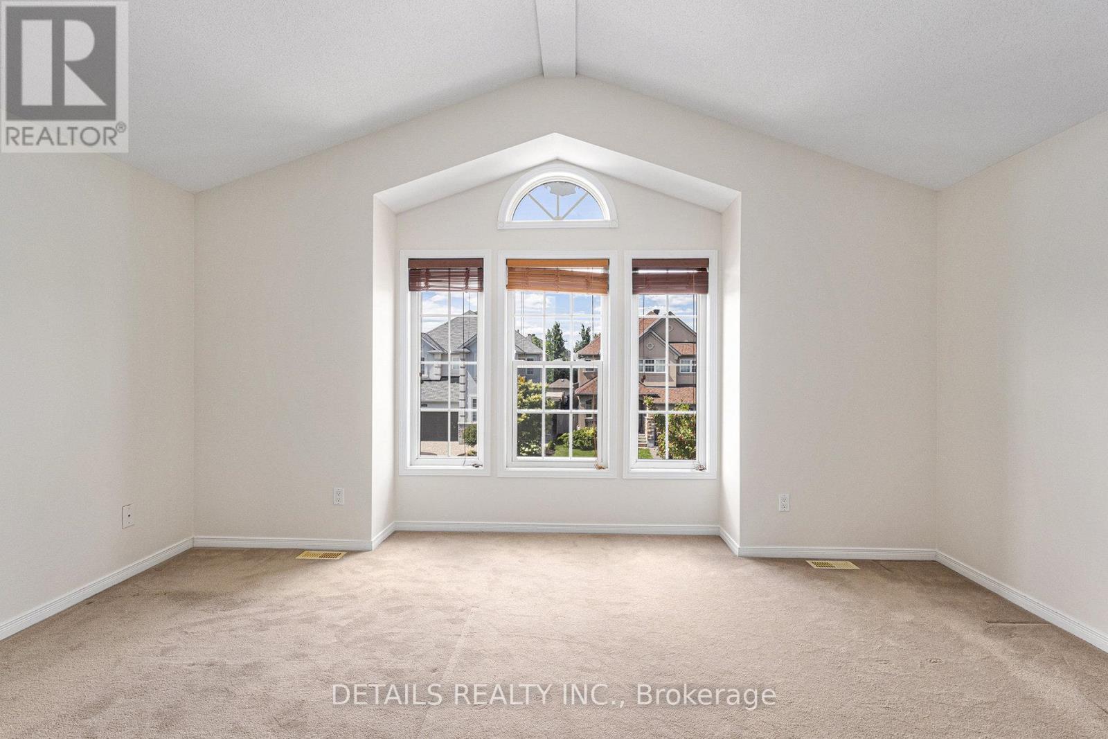 809 Pinnacle Street