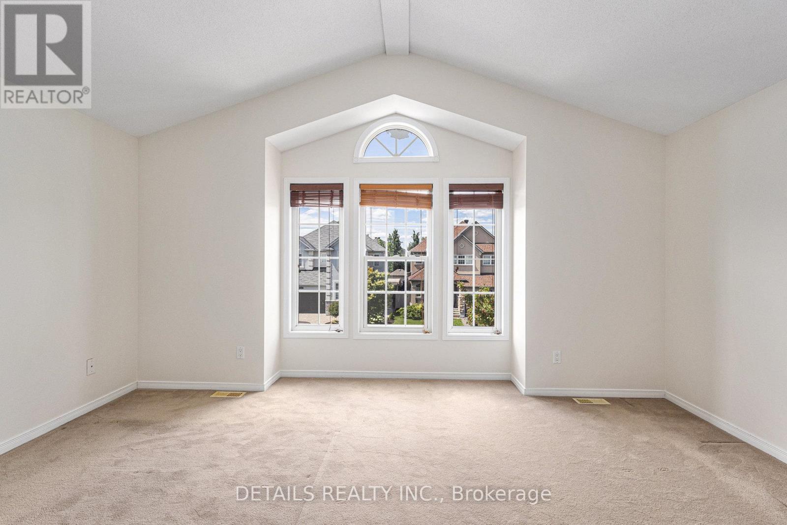 809 Pinnacle Street