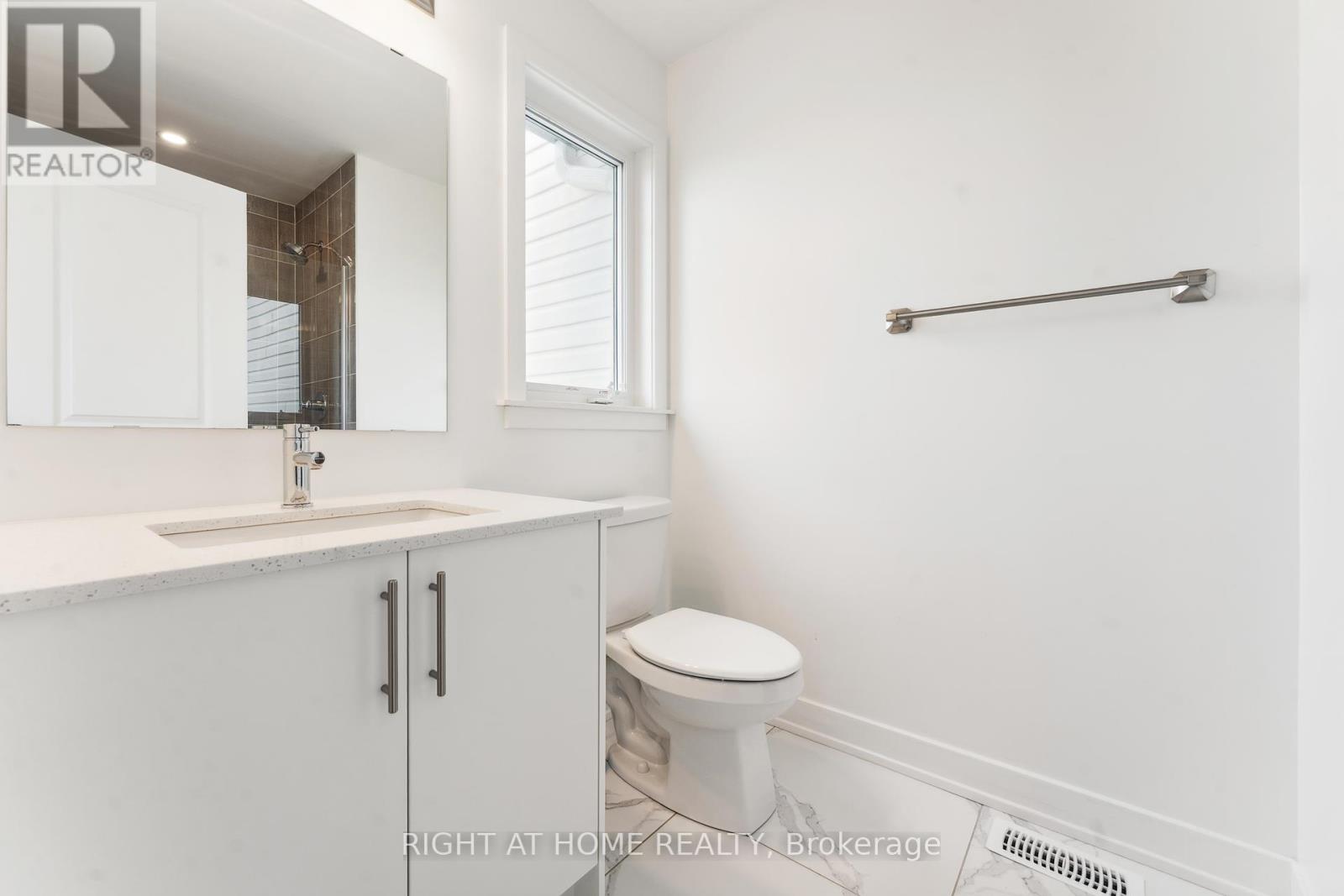 261 Finsbury Avenue