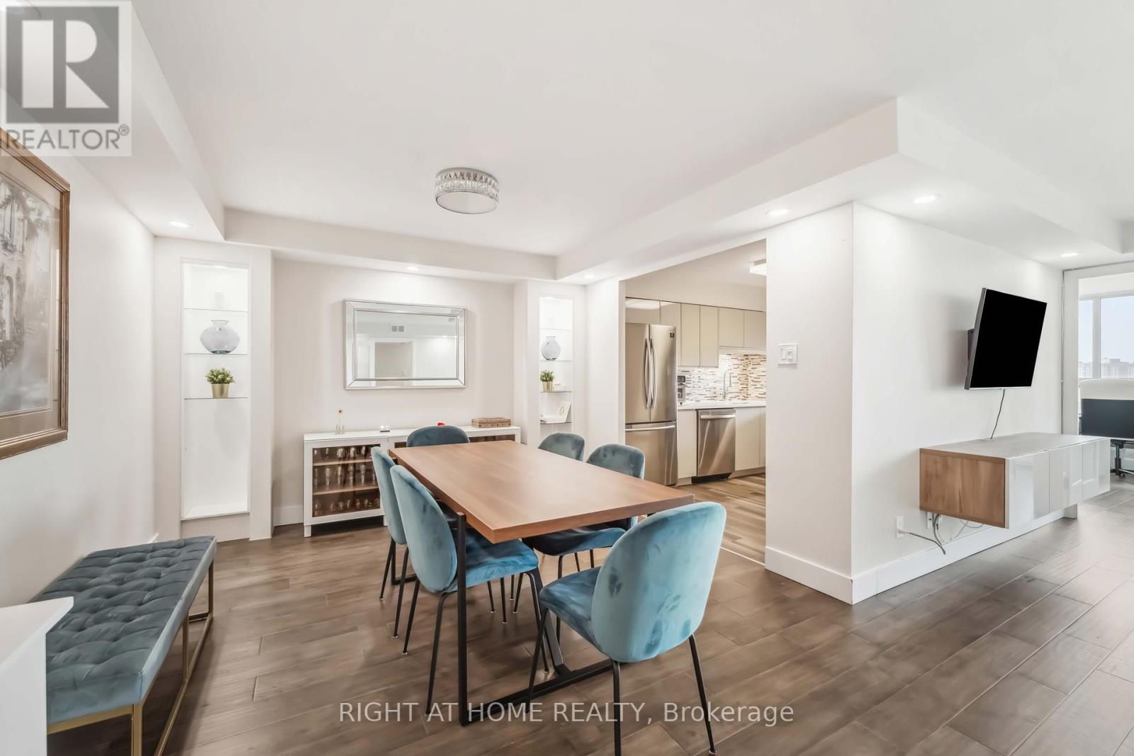 1608 - 1500 Riverside Drive