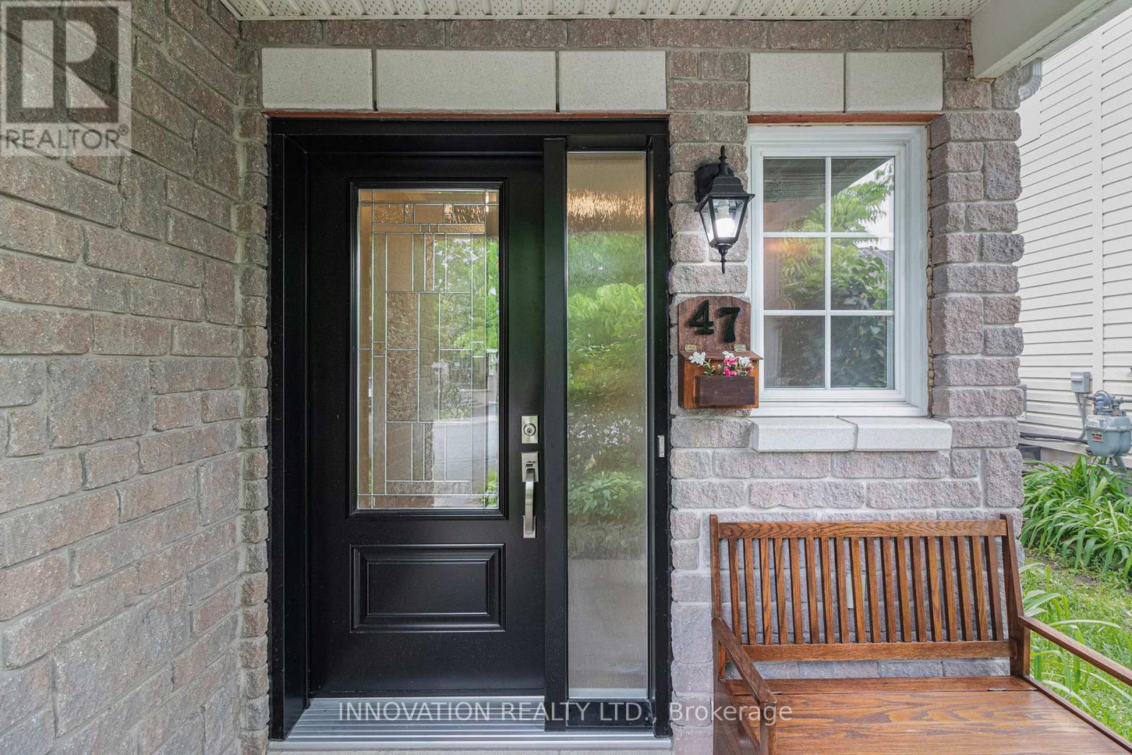 47 Alameda Way