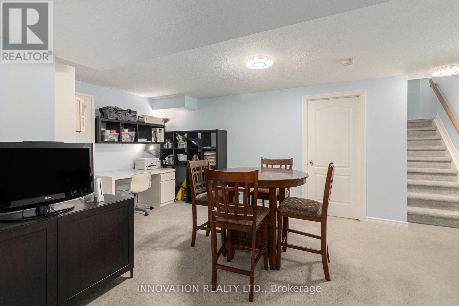 47 Alameda Way