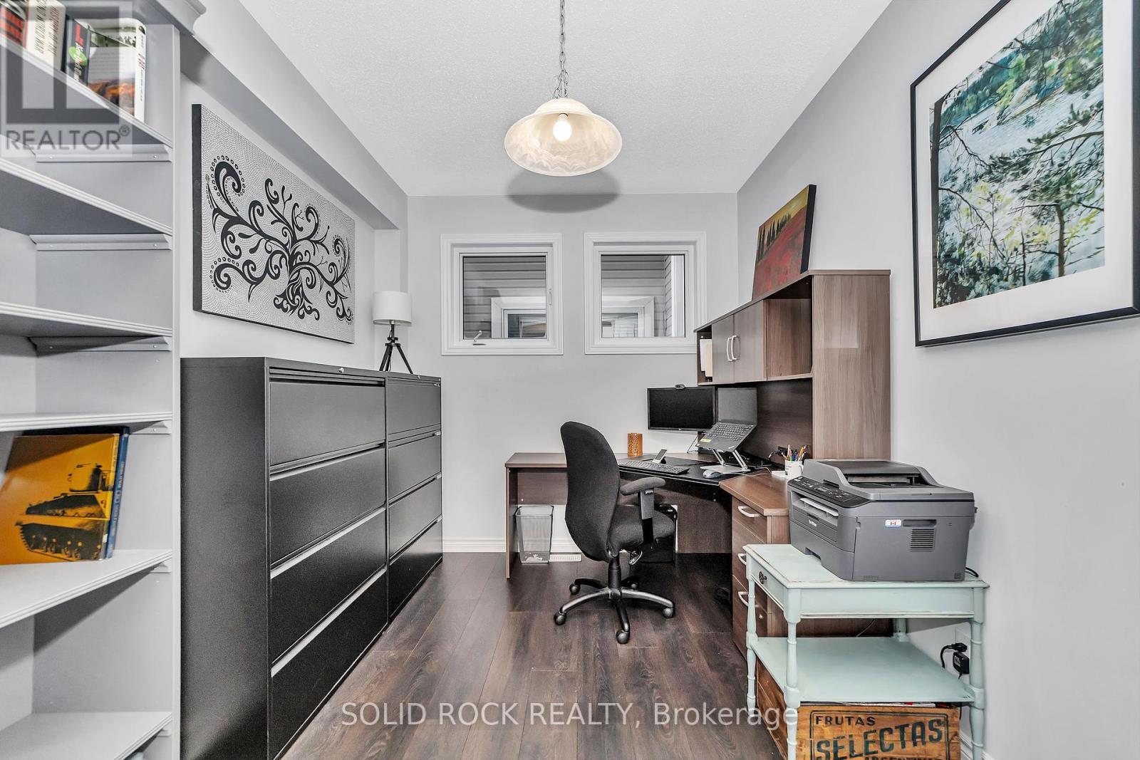 32 Solaris Drive