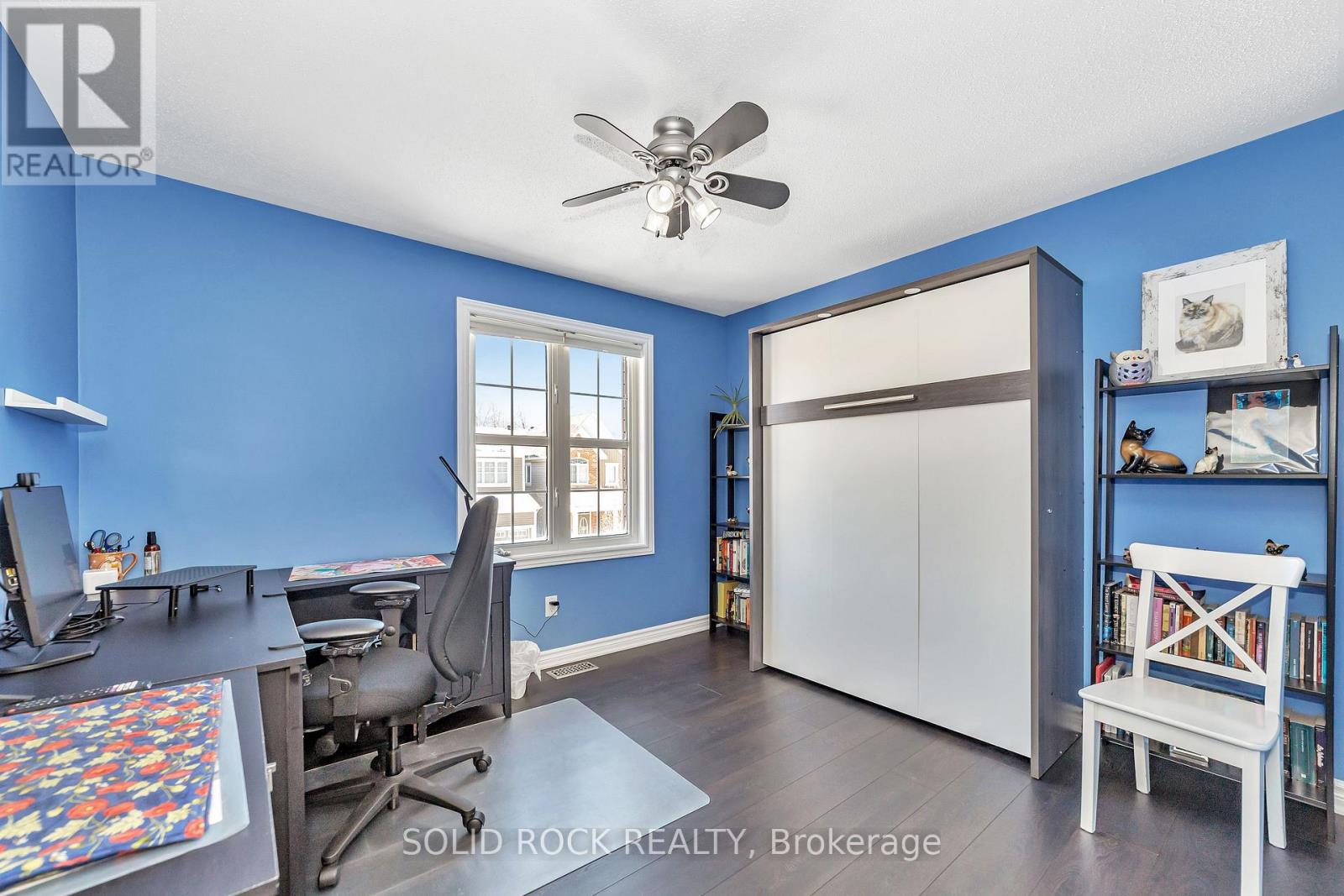 32 Solaris Drive