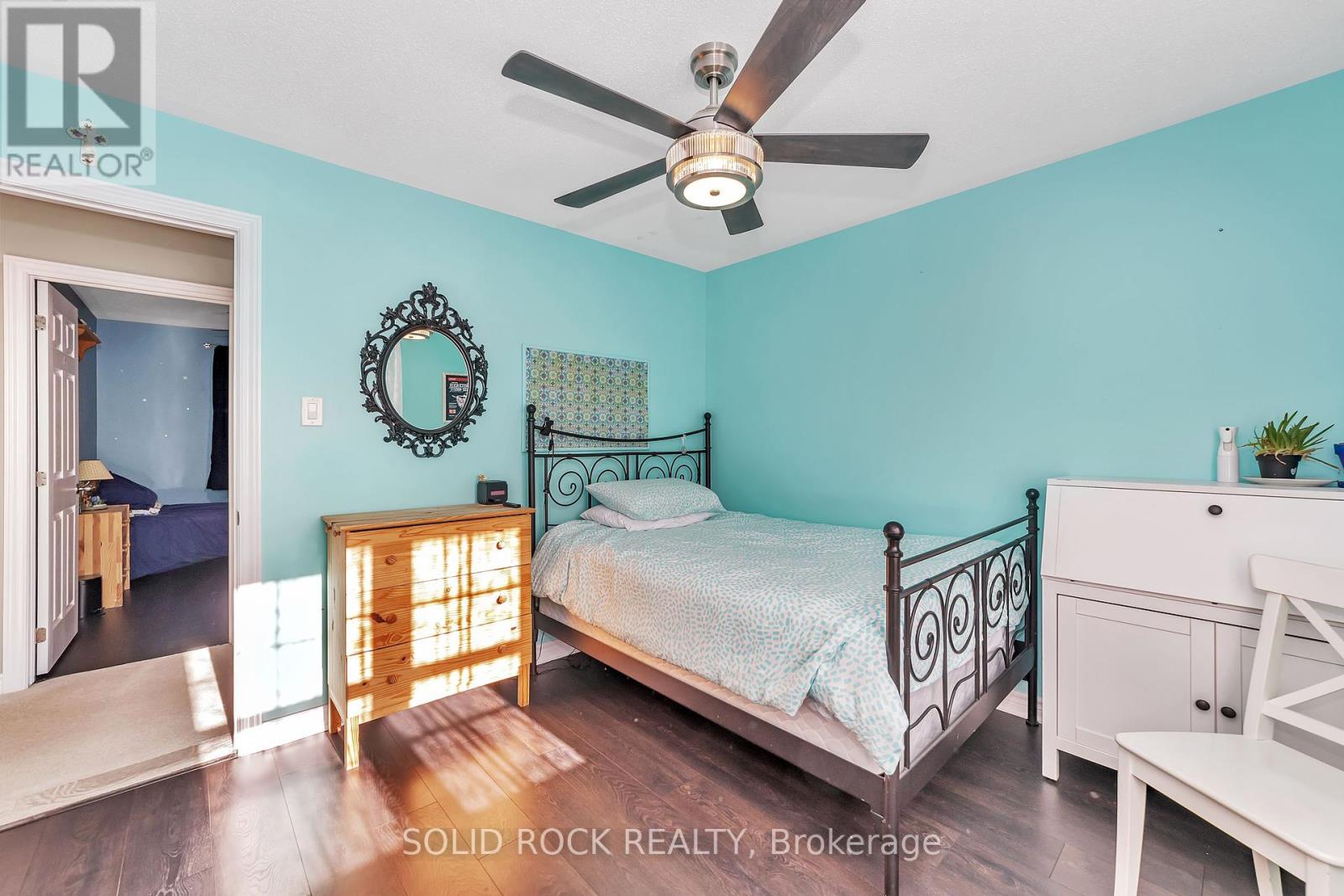 32 Solaris Drive