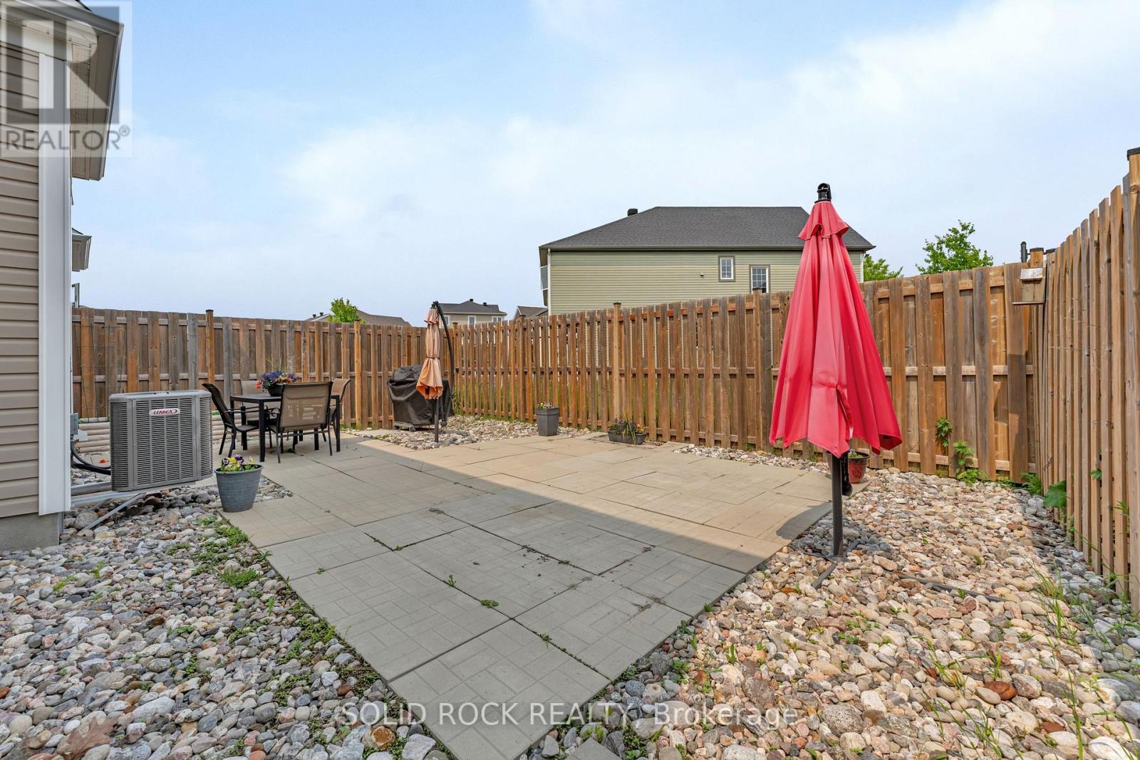32 Solaris Drive
