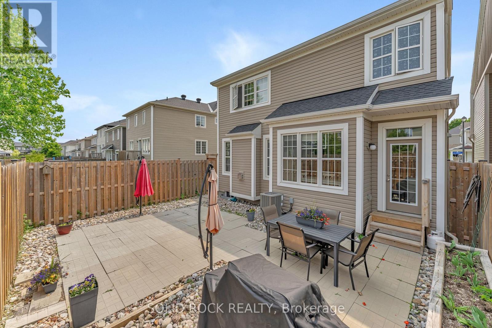 32 Solaris Drive