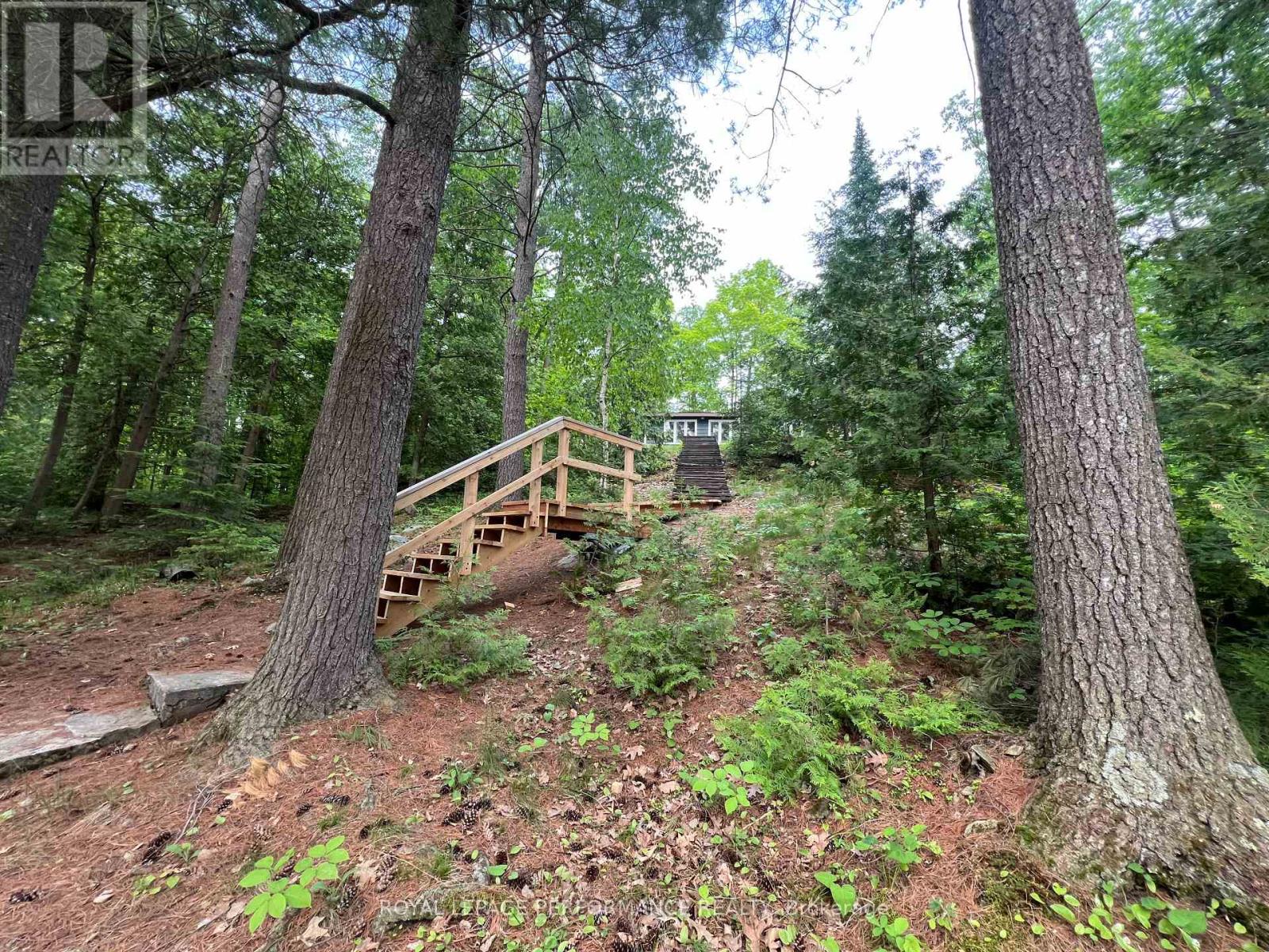 108 Raycroft Creek