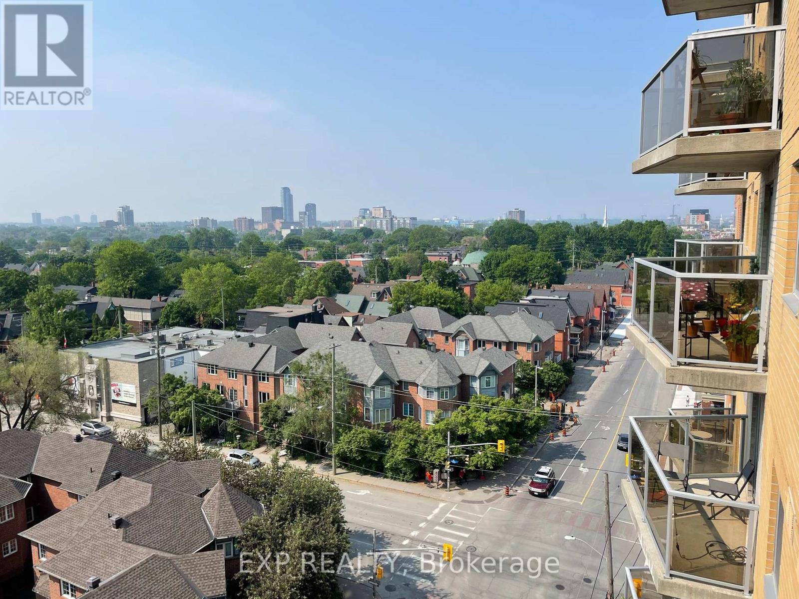 1106 - 429 Somerset Street W
