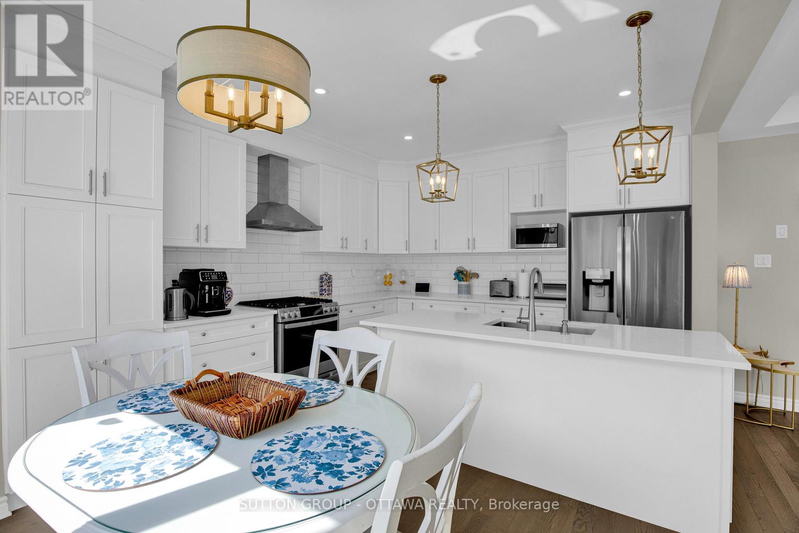 490 Alcor Terrace