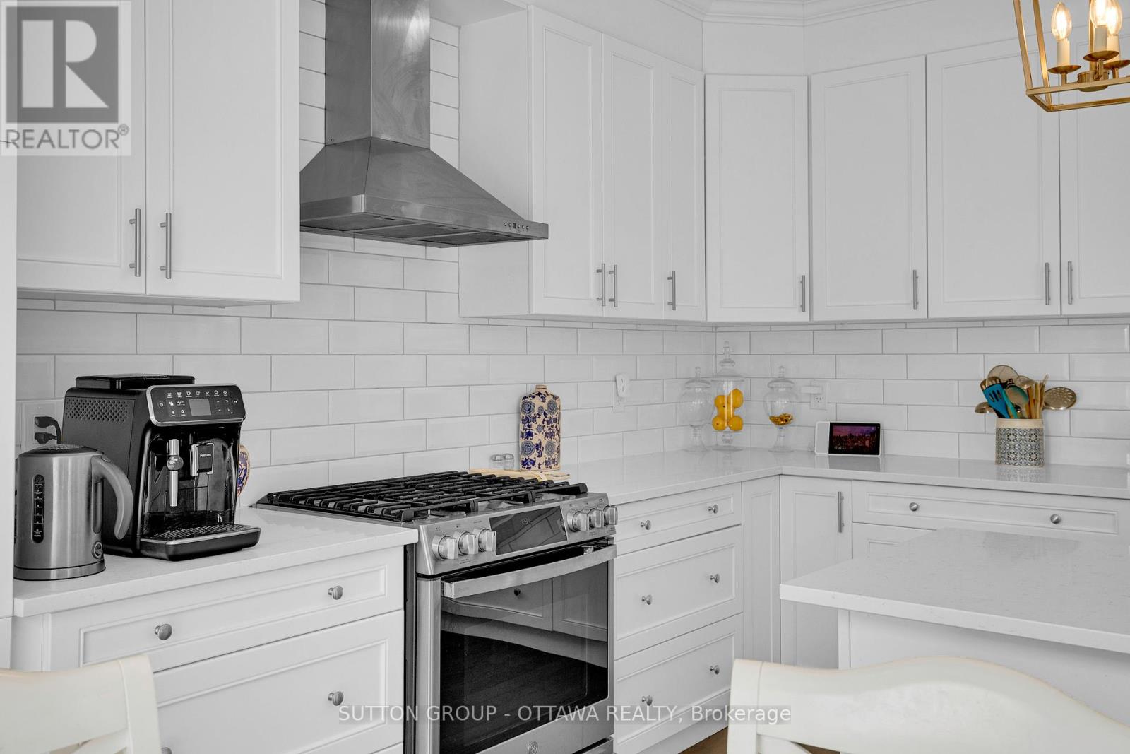 490 Alcor Terrace