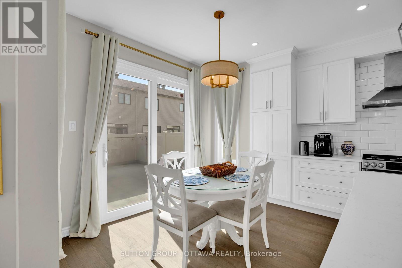 490 Alcor Terrace