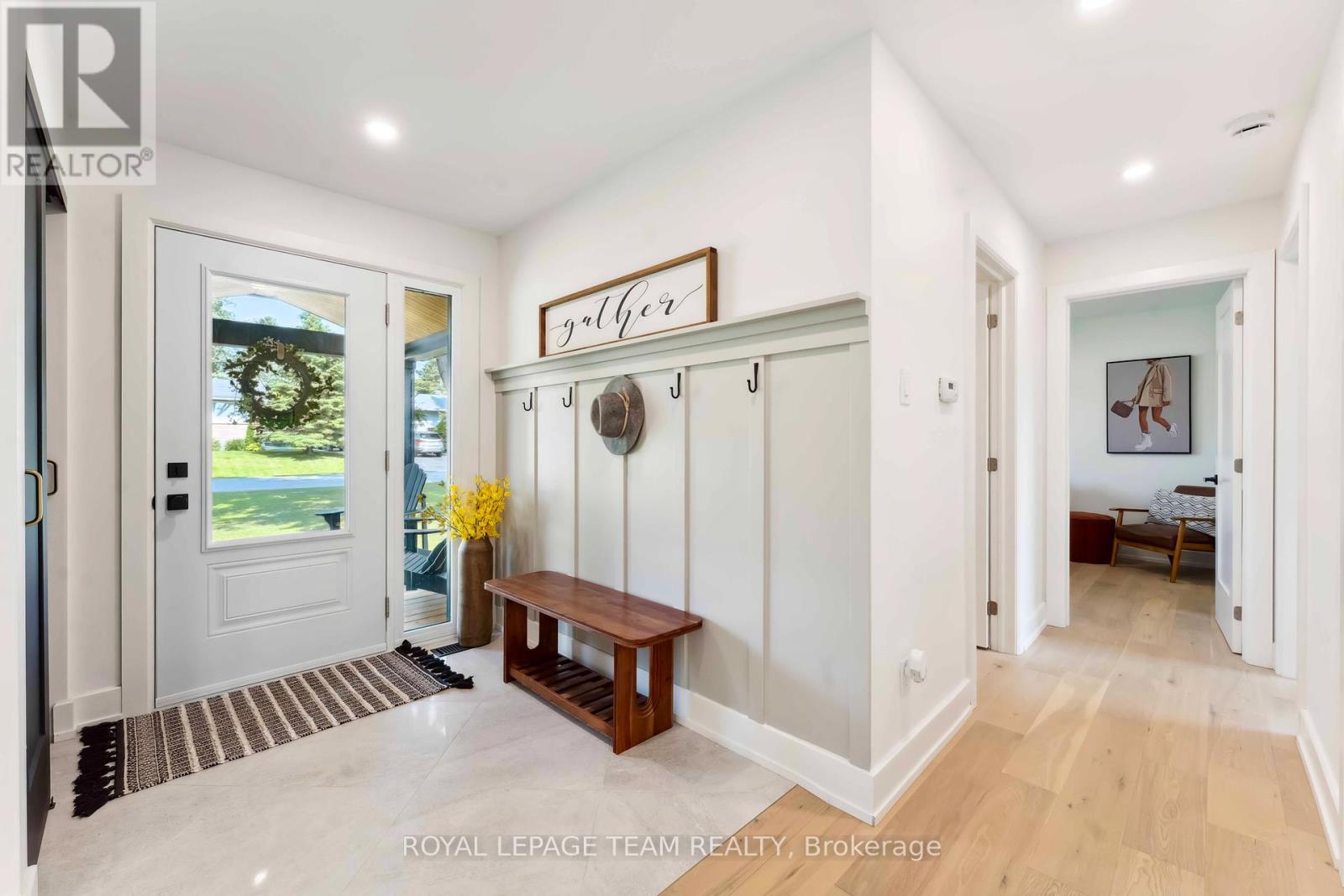 5282 Hillcrest Drive