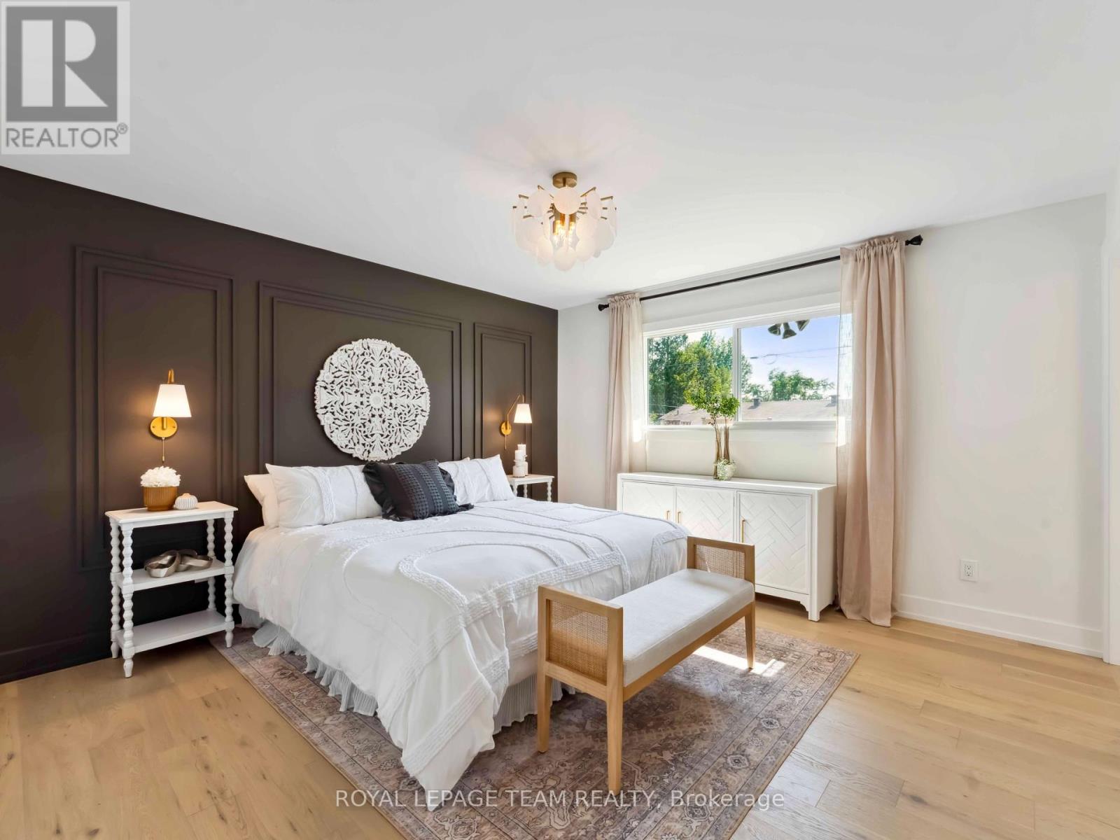 5282 Hillcrest Drive