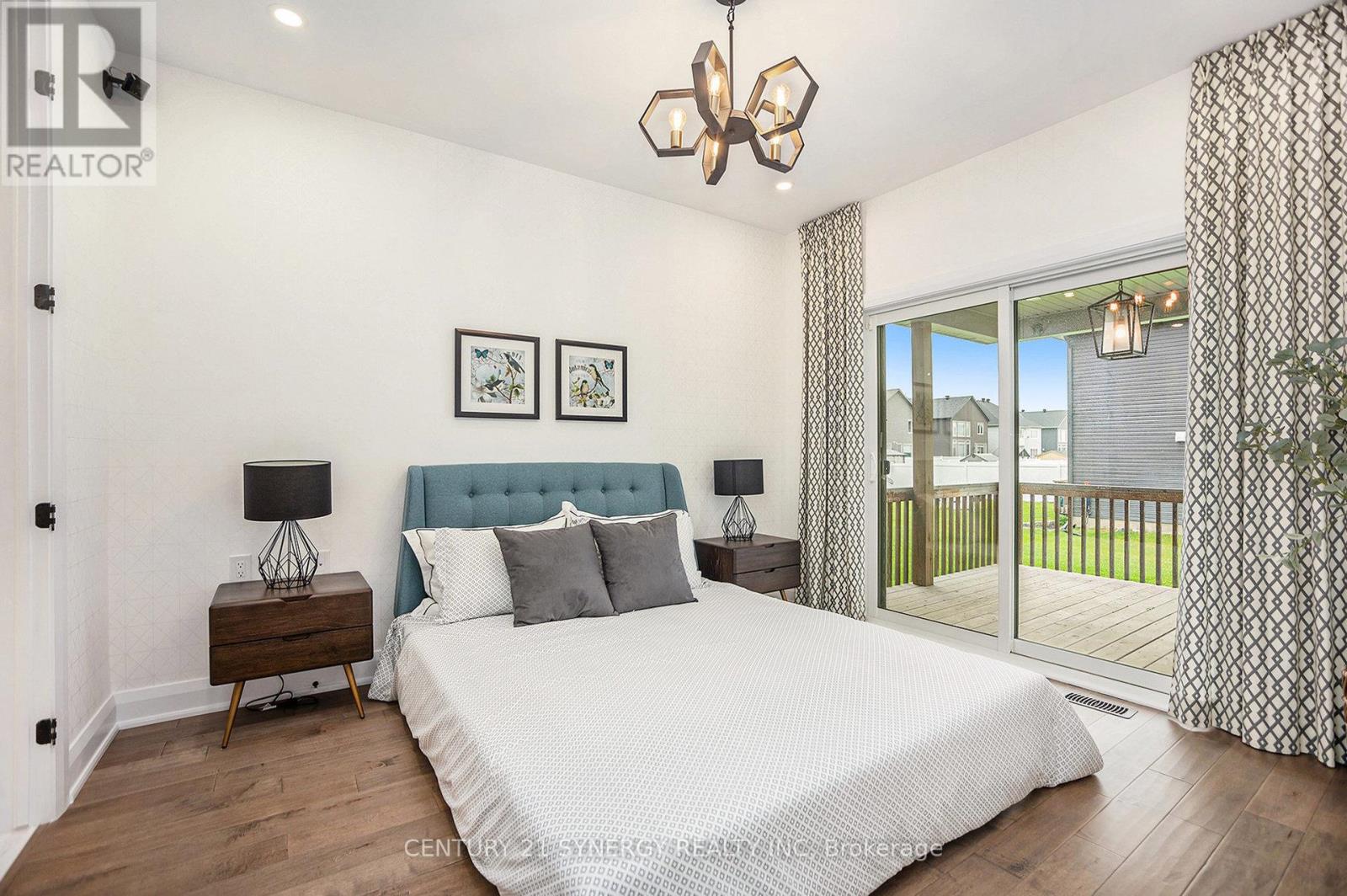 114 Chandelle Private