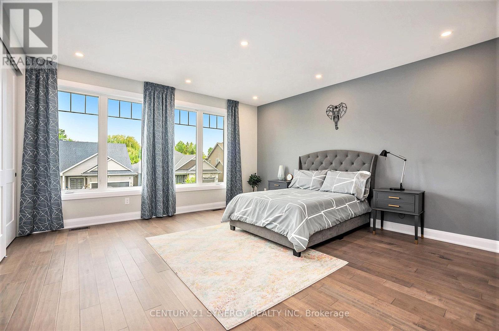 114 Chandelle Private