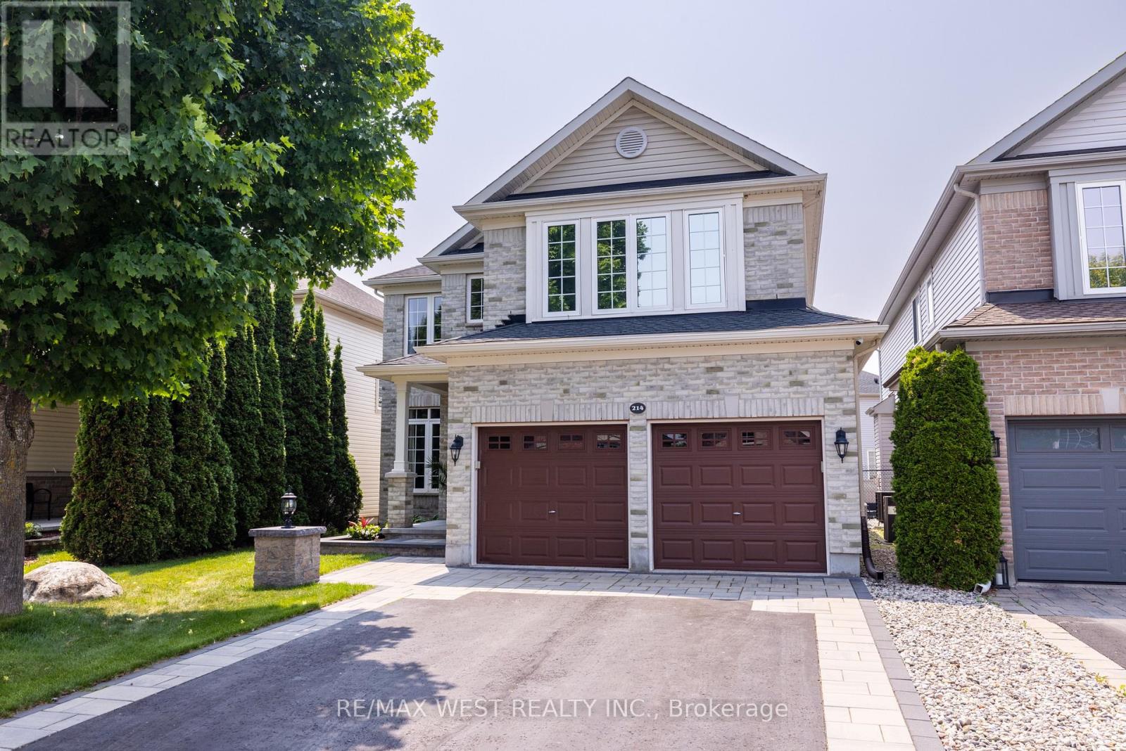 214 Castlegarth Crescent
