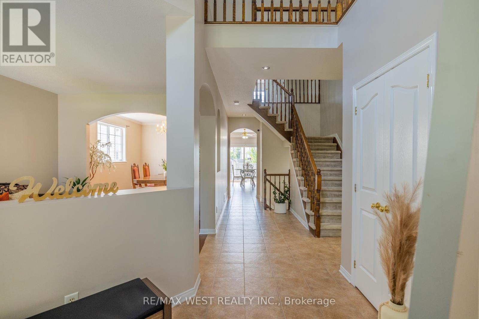 214 Castlegarth Crescent