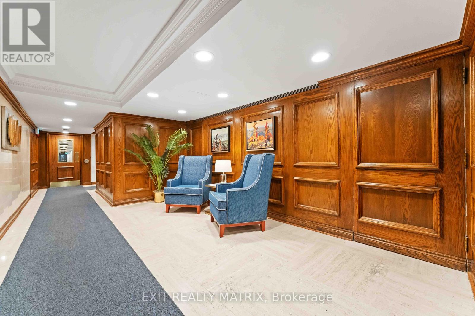 1609 - 500 Laurier Avenue W