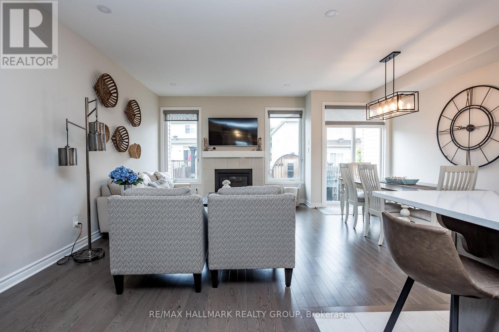 208 Sittelle Private