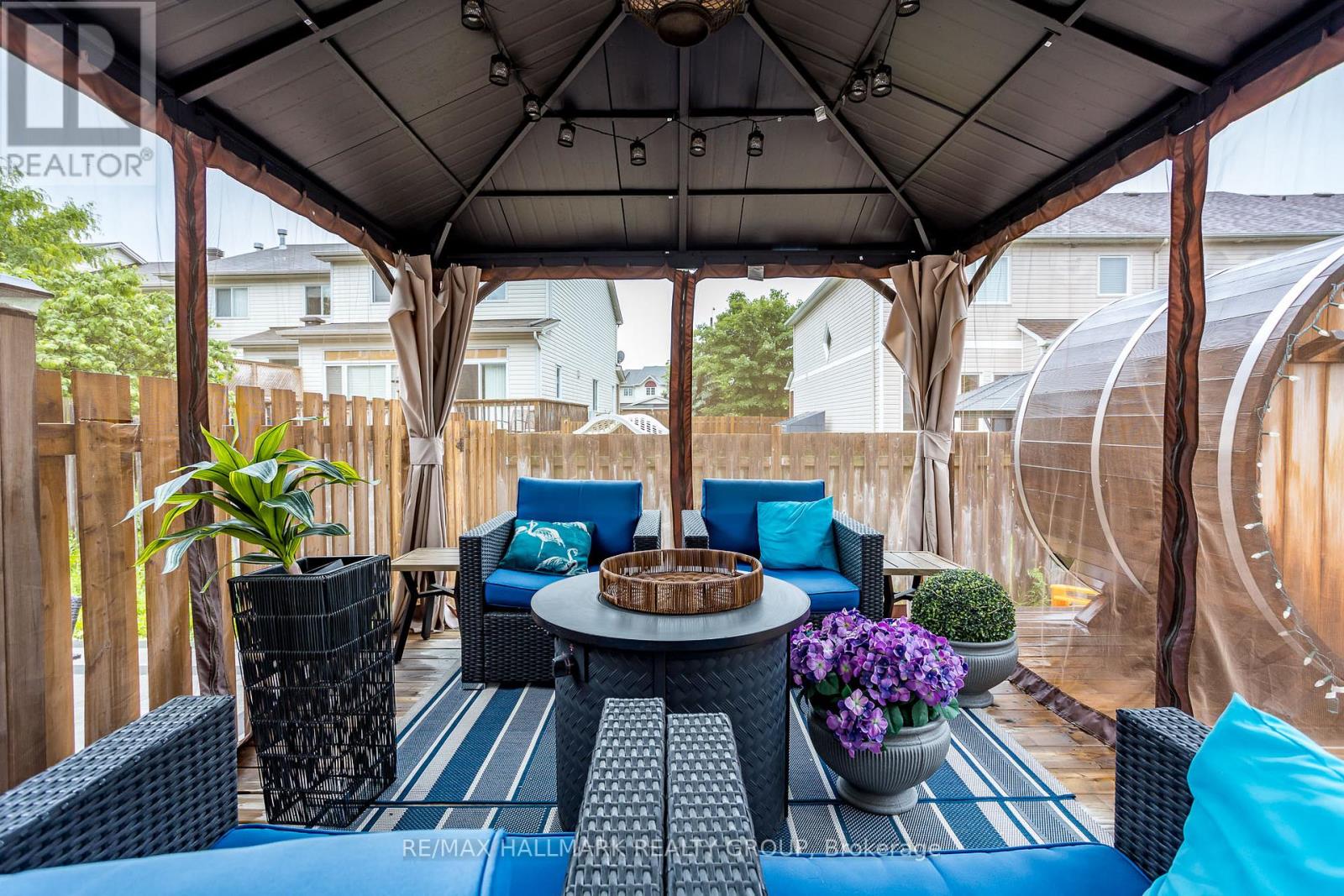 208 Sittelle Private