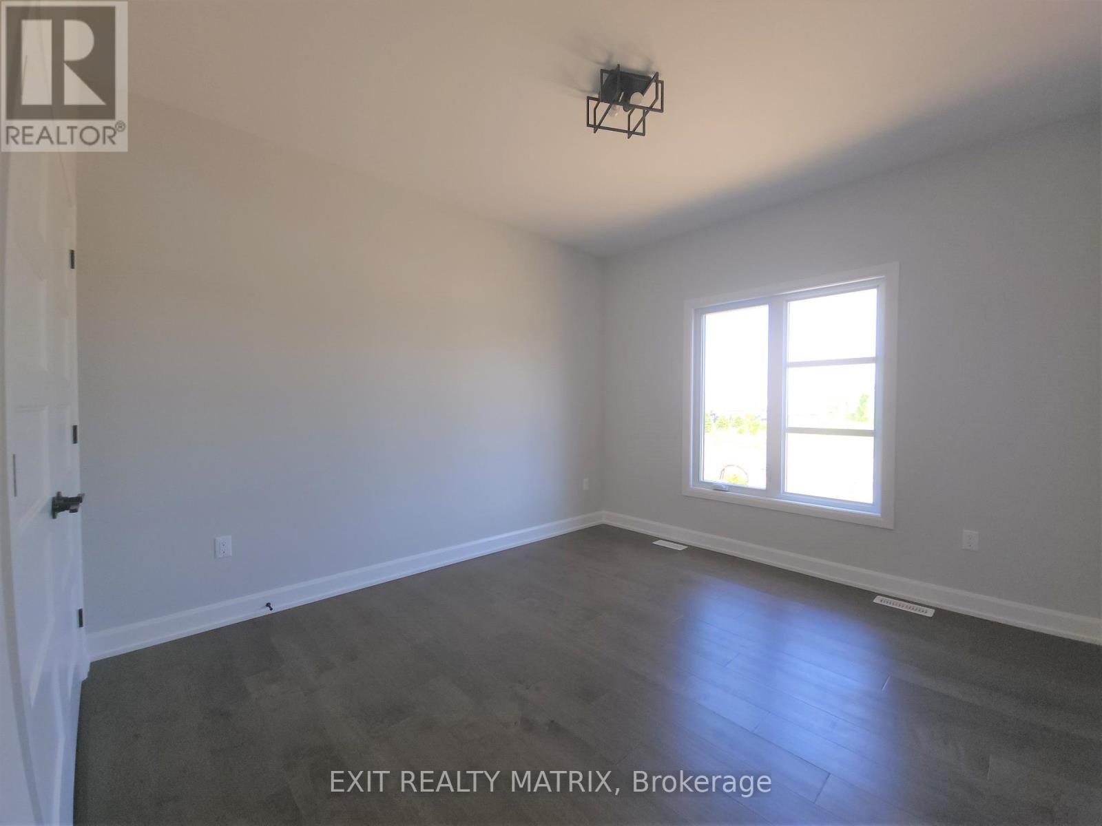 33 Whitetail Avenue