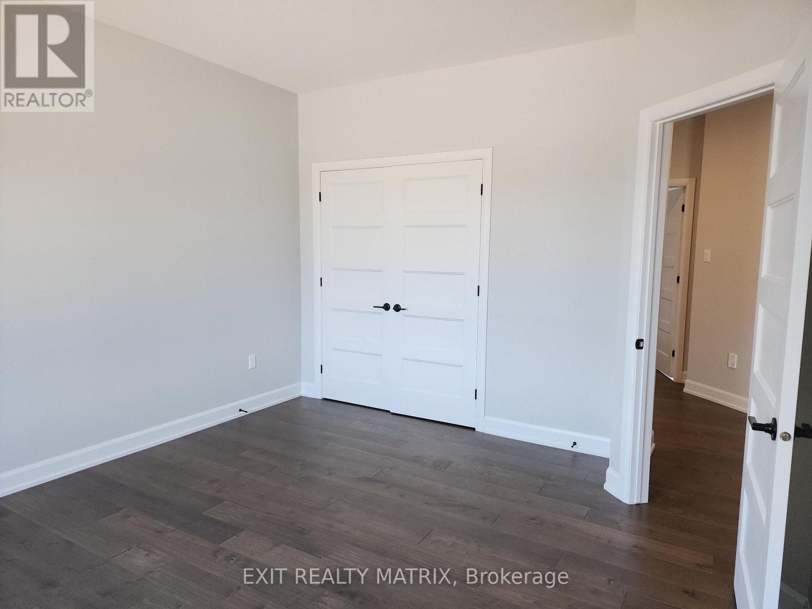 33 Whitetail Avenue